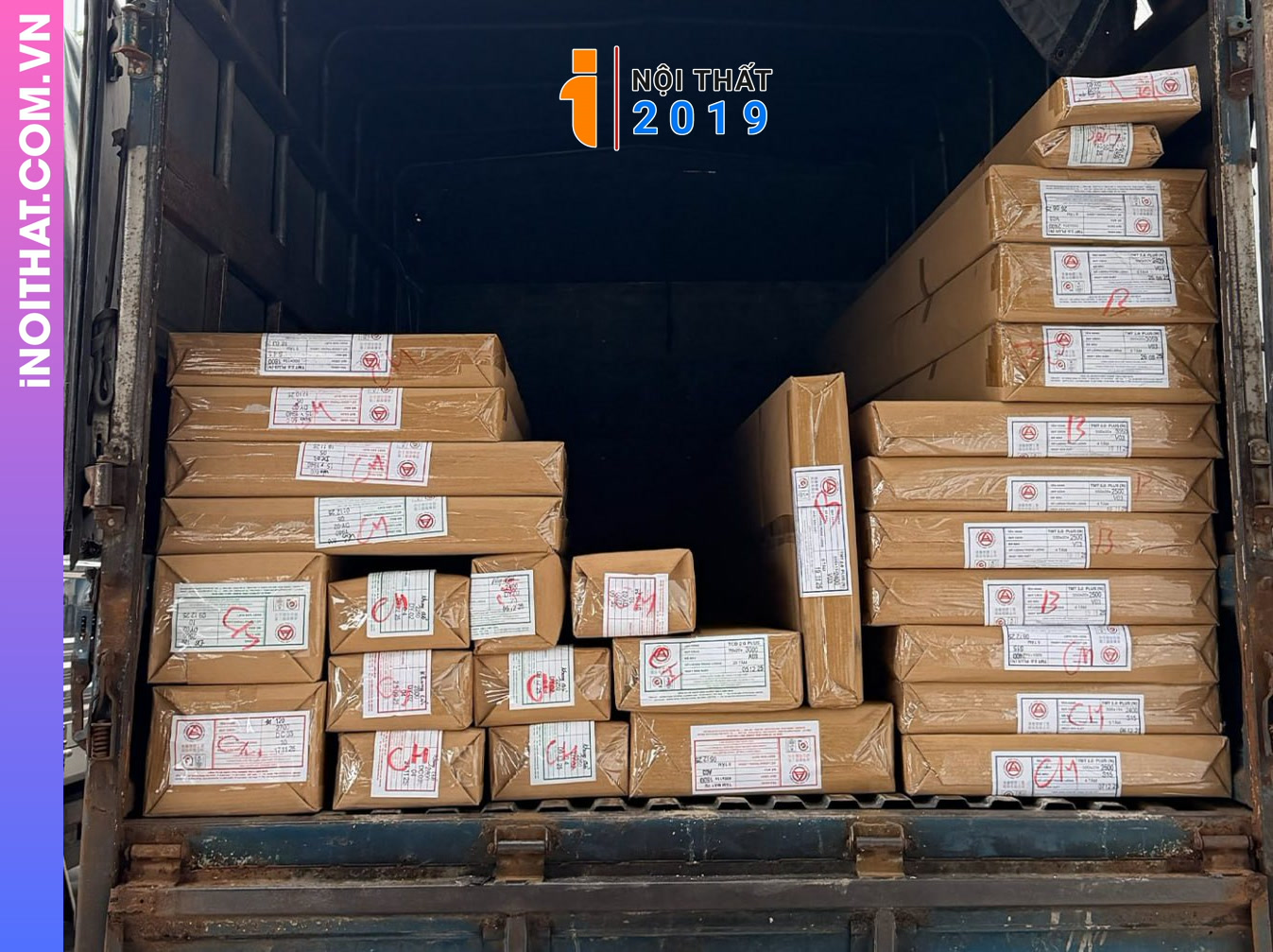 Mua tấm nhựa chinhuei ở đâu?