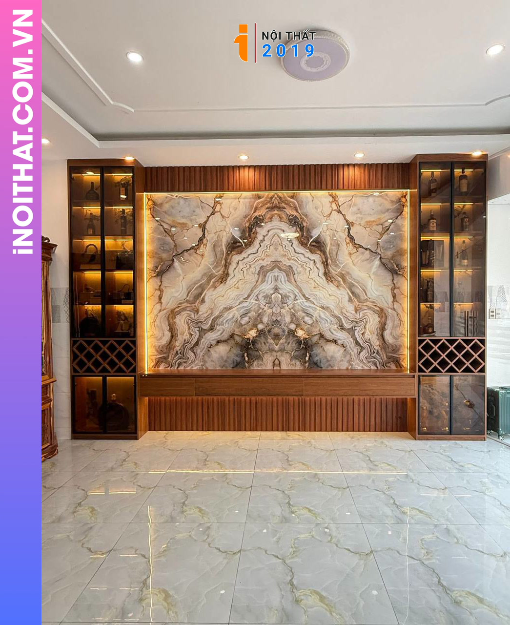 Kệ tivi phòng khách kết hợp vân đá PVC nhựa có chiều sâu tại Trần Vỹ Mai Dịch