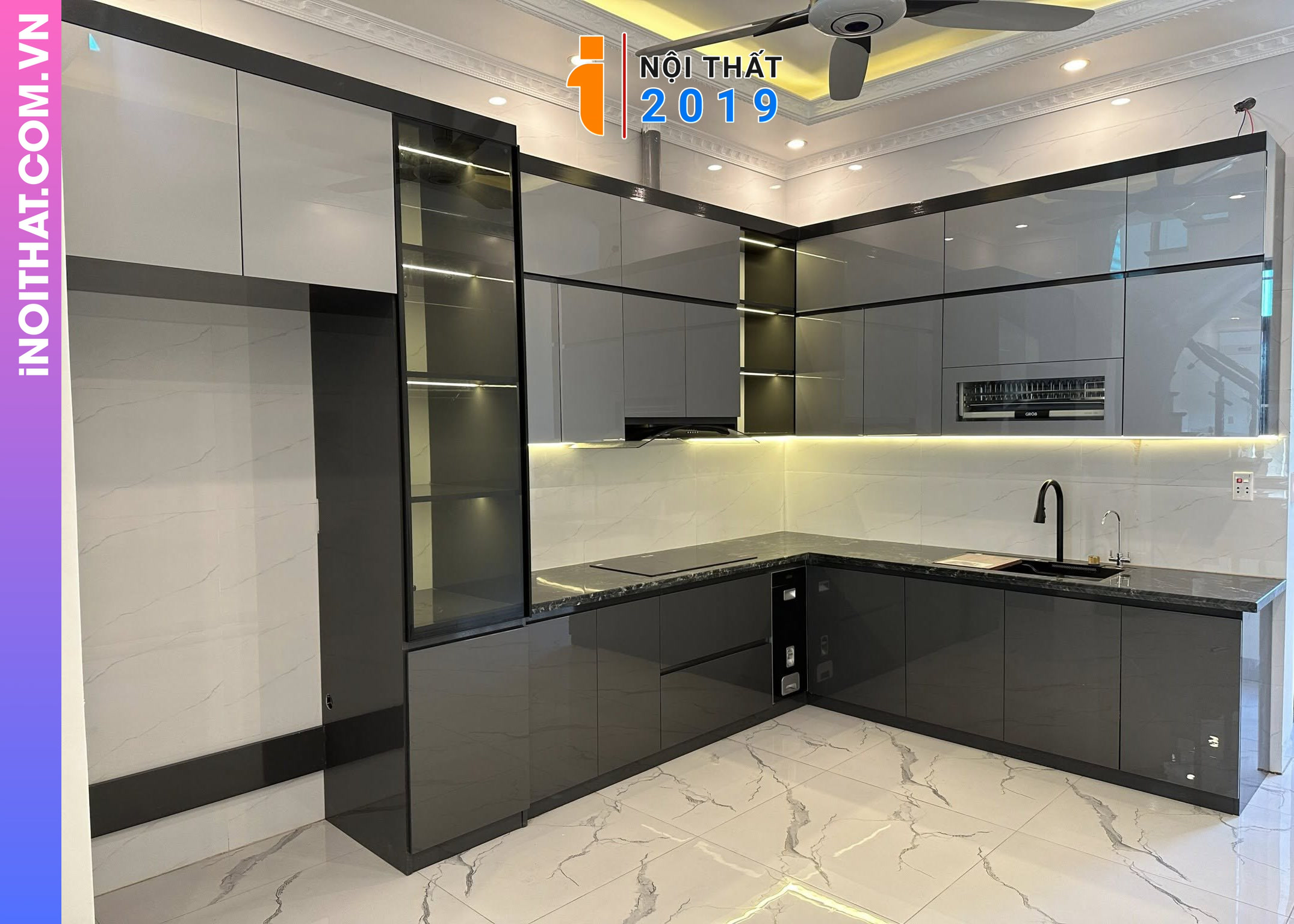 Tủ Bếp màu ghi sang trọng tại Cổ Nhuế Hà Nội