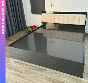 Giường ngủ nhựa picomat làm tại Xã Yên Xuân