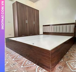 Giường ngủ phong cách Châu Âu làm tại Xã Hồng Vân