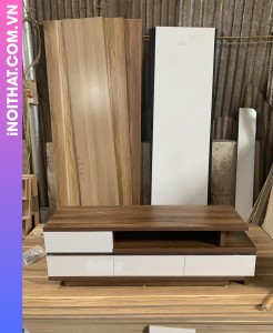 Kệ Tivi cửa mở hiện đại ở Xã Thường Tín