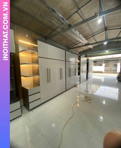 Tủ Quần Áo gỗ óc chó sang trọng khu vực Phường Hà Đông