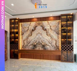 Kệ Tivi kịch trần tại Hà Nội