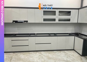 Tủ Bếp chữ U màu trắng siêu lớn