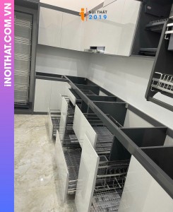 Tủ Bếp chữ U màu trắng siêu lớn