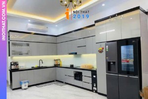 Tủ bếp inox cánh kín