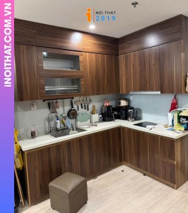 Tủ bếp nhựa Ecoplast Luxury Vân Gỗ tại Tây Mỗ