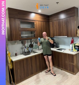 Tủ bếp nhựa Ecoplast Luxury Vân Gỗ tại Tây Mỗ