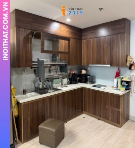 Tủ bếp nhựa Ecoplast Luxury Vân Gỗ tại Tây Mỗ