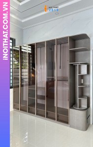 Tủ cánh kính đợt cạnh xoay đảo chiều để đồ tại Vĩnh Phúc