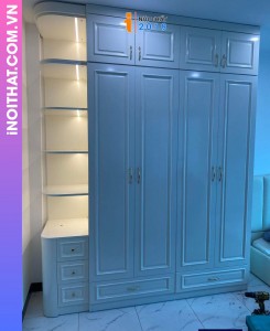 Tủ quần áo cánh kín rộng rãi